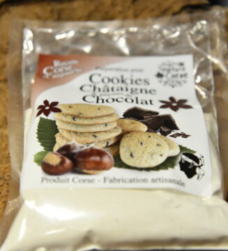 Un-sachet-de-préparation-pour- cookies-chataigne-et- pepites-de-chocolat